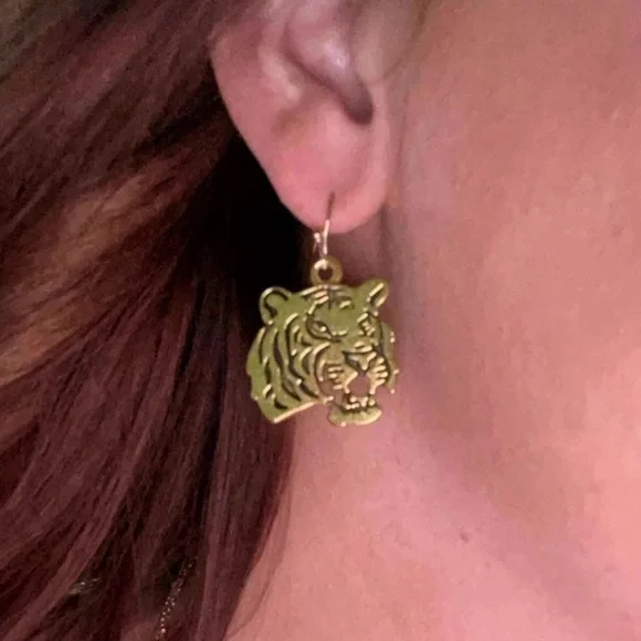 New Golden Etched Tiger Earrings | Auburn Tigers | LSU | Clemson Mascot Football - Picture 3 of 16